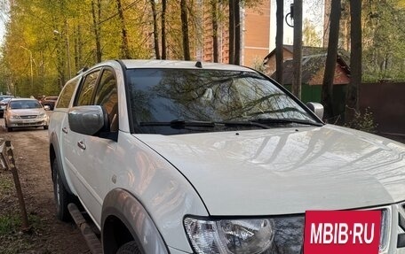 Mitsubishi L200 IV рестайлинг, 2012 год, 1 400 000 рублей, 2 фотография