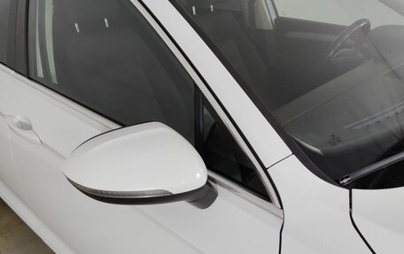 Volkswagen Passat B8 рестайлинг, 2017 год, 1 580 000 рублей, 17 фотография