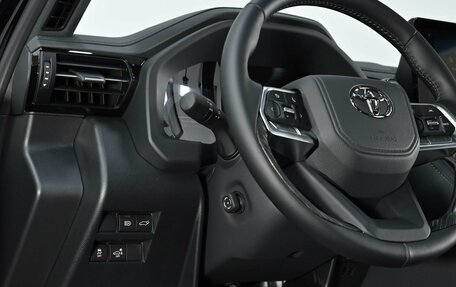 Toyota Land Cruiser, 2026 год, 15 150 000 рублей, 15 фотография