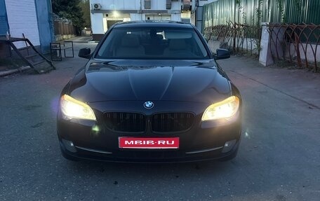 BMW 5 серия, 2011 год, 1 300 000 рублей, 1 фотография