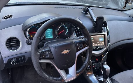 Chevrolet Cruze II, 2013 год, 535 000 рублей, 2 фотография