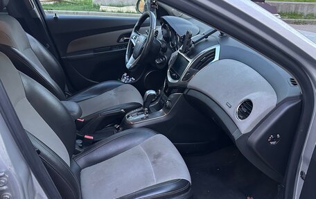 Chevrolet Cruze II, 2013 год, 535 000 рублей, 7 фотография