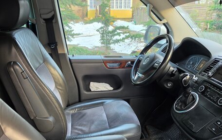 Volkswagen Multivan T5, 2012 год, 2 500 000 рублей, 3 фотография