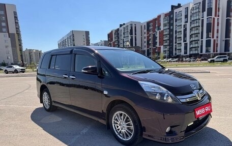 Toyota ISis I, 2015 год, 1 598 000 рублей, 2 фотография