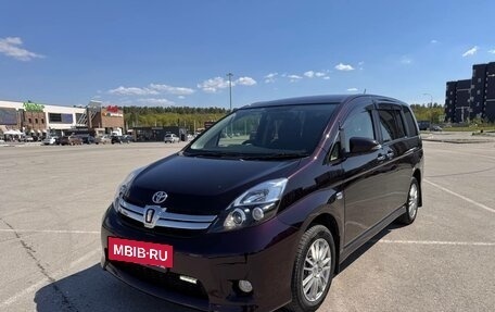 Toyota ISis I, 2015 год, 1 598 000 рублей, 3 фотография