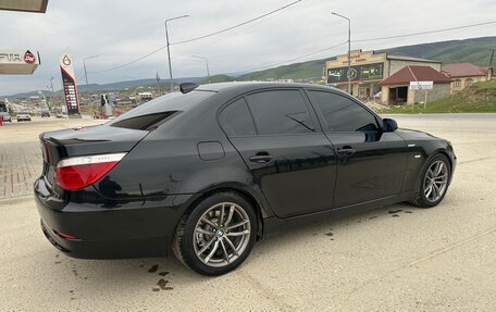 BMW 5 серия, 2008 год, 900 000 рублей, 12 фотография