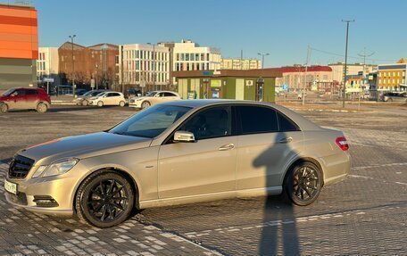 Mercedes-Benz E-Класс, 2012 год, 1 230 000 рублей, 2 фотография