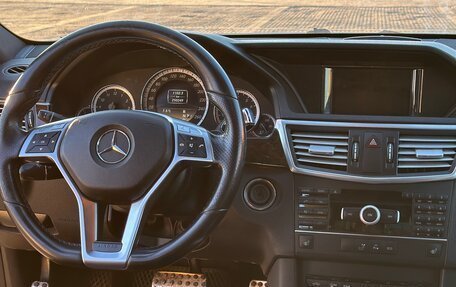 Mercedes-Benz E-Класс, 2012 год, 1 230 000 рублей, 6 фотография