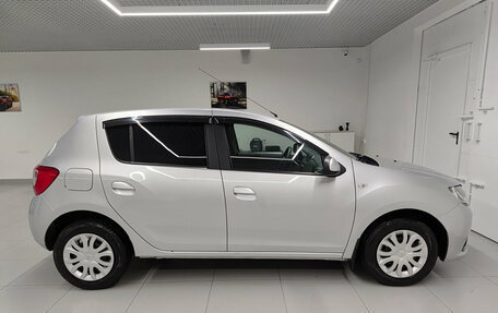 Renault Sandero II рестайлинг, 2016 год, 966 000 рублей, 8 фотография