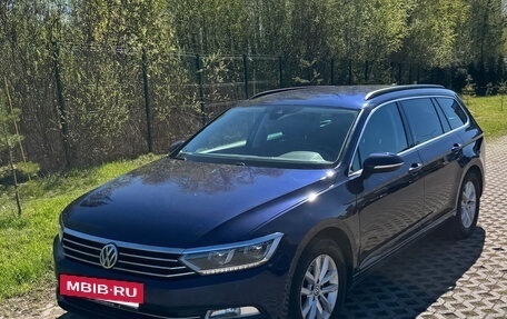 Volkswagen Passat B8 рестайлинг, 2019 год, 1 625 000 рублей, 17 фотография