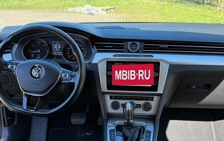 Volkswagen Passat B8 рестайлинг, 2019 год, 1 625 000 рублей, 9 фотография