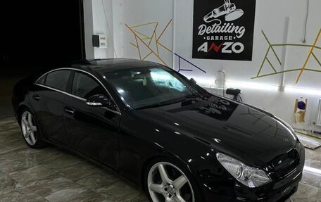 Mercedes-Benz CLS, 2005 год, 500 000 рублей, 3 фотография