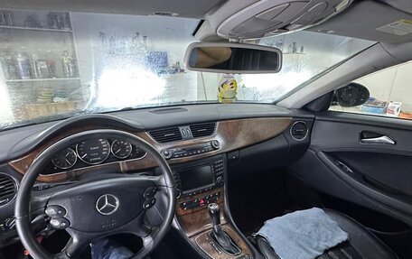 Mercedes-Benz CLS, 2005 год, 500 000 рублей, 11 фотография