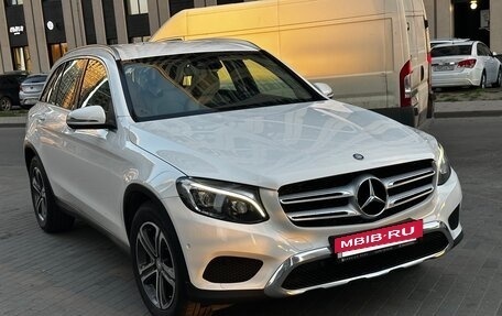 Mercedes-Benz GLC, 2015 год, 3 150 000 рублей, 2 фотография
