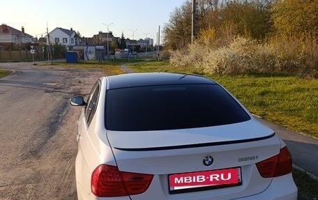 BMW 3 серия, 2011 год, 1 150 000 рублей, 3 фотография