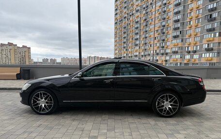 Mercedes-Benz S-Класс, 2008 год, 1 300 000 рублей, 32 фотография