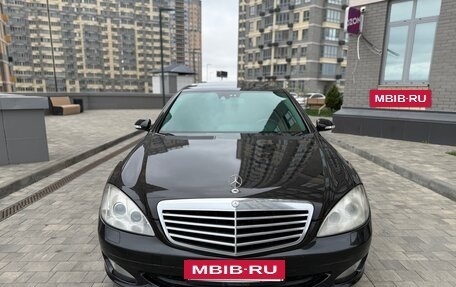 Mercedes-Benz S-Класс, 2008 год, 1 300 000 рублей, 2 фотография