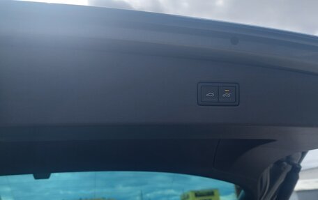 Volkswagen Tiguan II, 2021 год, 3 300 000 рублей, 8 фотография