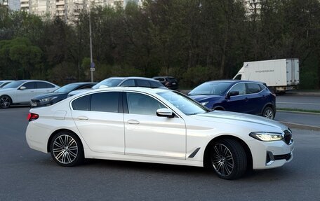 BMW 5 серия, 2021 год, 5 490 000 рублей, 3 фотография