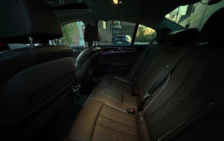BMW 5 серия, 2021 год, 5 490 000 рублей, 13 фотография