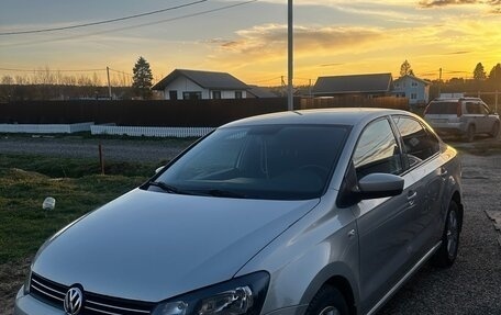 Volkswagen Polo VI (EU Market), 2011 год, 730 000 рублей, 4 фотография