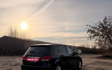 Mercedes-Benz B-Класс, 2015 год, 989 000 рублей, 4 фотография