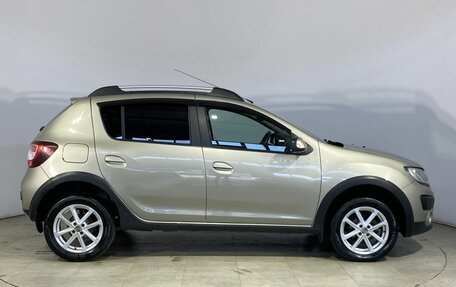 Renault Sandero II рестайлинг, 2016 год, 799 000 рублей, 5 фотография