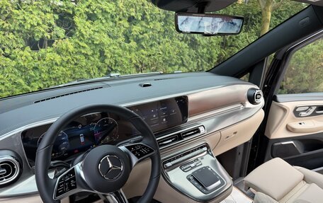 Mercedes-Benz V-Класс, 2026 год, 14 500 000 рублей, 21 фотография