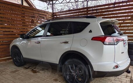 Toyota RAV4, 2019 год, 2 880 000 рублей, 1 фотография