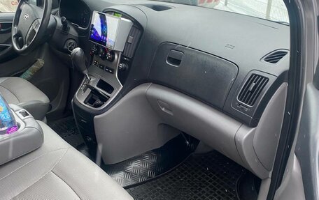 Hyundai Grand Starex Grand Starex I рестайлинг 2, 2012 год, 1 550 000 рублей, 5 фотография
