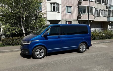 Volkswagen Caravelle T6 рестайлинг, 2021 год, 7 700 000 рублей, 7 фотография