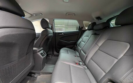 Hyundai Tucson III, 2016 год, 1 997 000 рублей, 10 фотография