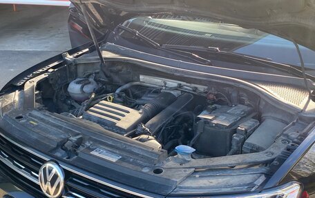 Volkswagen Tiguan II, 2017 год, 2 750 000 рублей, 21 фотография