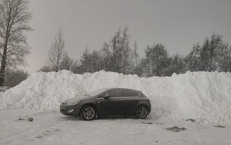 Opel Astra J, 2011 год, 680 000 рублей, 5 фотография