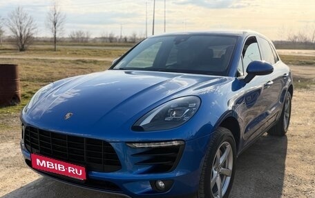 Porsche Macan I рестайлинг, 2017 год, 2 900 000 рублей, 2 фотография