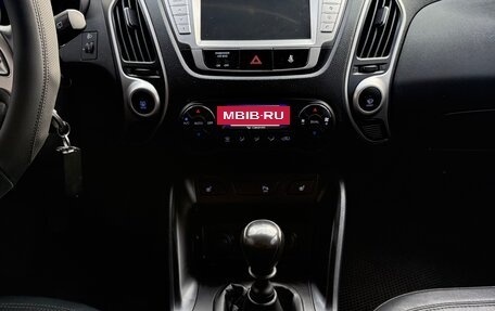 Hyundai ix35 I рестайлинг, 2012 год, 1 300 000 рублей, 19 фотография