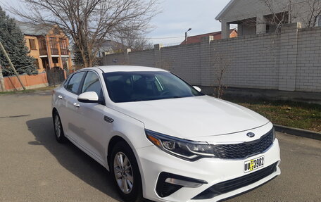 KIA Optima IV, 2018 год, 2 000 000 рублей, 2 фотография