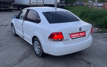 Volkswagen Polo VI (EU Market), 2013 год, 800 000 рублей, 5 фотография