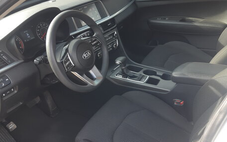 KIA Optima IV, 2018 год, 2 000 000 рублей, 12 фотография