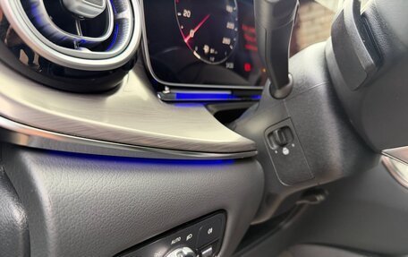 Mercedes-Benz V-Класс, 2026 год, 14 300 000 рублей, 24 фотография