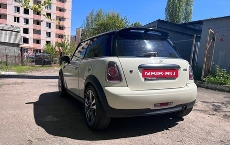 MINI Hatch, 2011 год, 900 000 рублей, 10 фотография