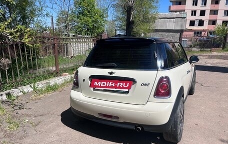 MINI Hatch, 2011 год, 900 000 рублей, 9 фотография