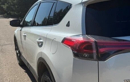 Toyota RAV4, 2019 год, 2 880 000 рублей, 3 фотография