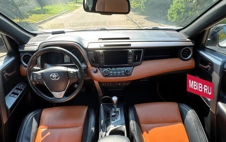 Toyota RAV4, 2019 год, 2 880 000 рублей, 9 фотография