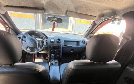 Renault Logan I, 2009 год, 650 000 рублей, 7 фотография