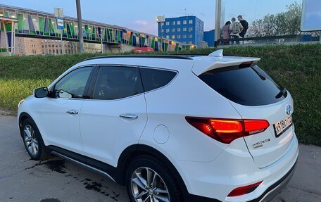 Hyundai Santa Fe III рестайлинг, 2017 год, 2 499 999 рублей, 2 фотография