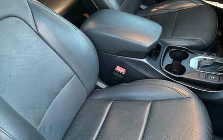 Hyundai Santa Fe III рестайлинг, 2017 год, 2 499 999 рублей, 13 фотография