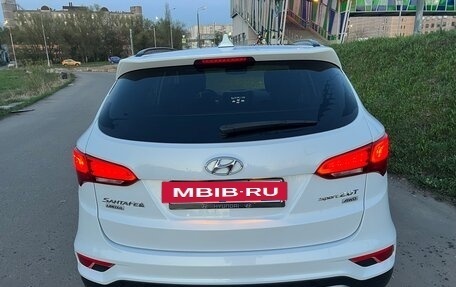 Hyundai Santa Fe III рестайлинг, 2017 год, 2 499 999 рублей, 4 фотография