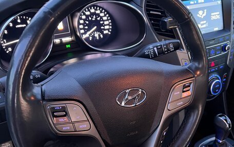 Hyundai Santa Fe III рестайлинг, 2017 год, 2 499 999 рублей, 18 фотография