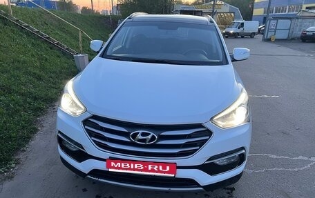 Hyundai Santa Fe III рестайлинг, 2017 год, 2 499 999 рублей, 5 фотография
